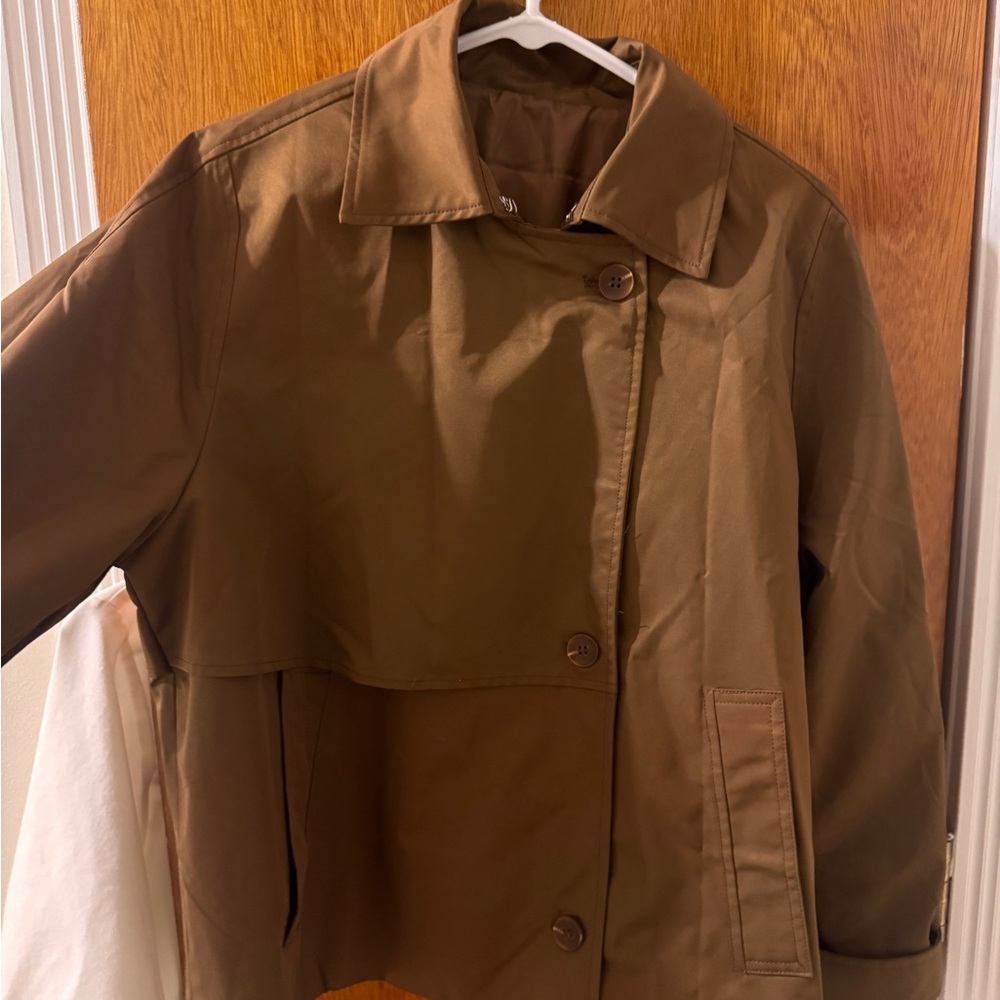 Cicy Bell Women's Tan Cropped Trench Coat